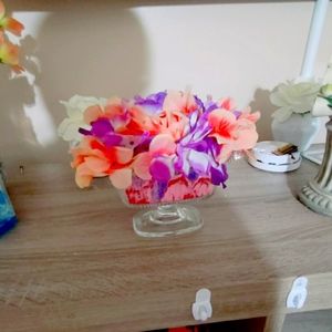 Artificial flower arrangement